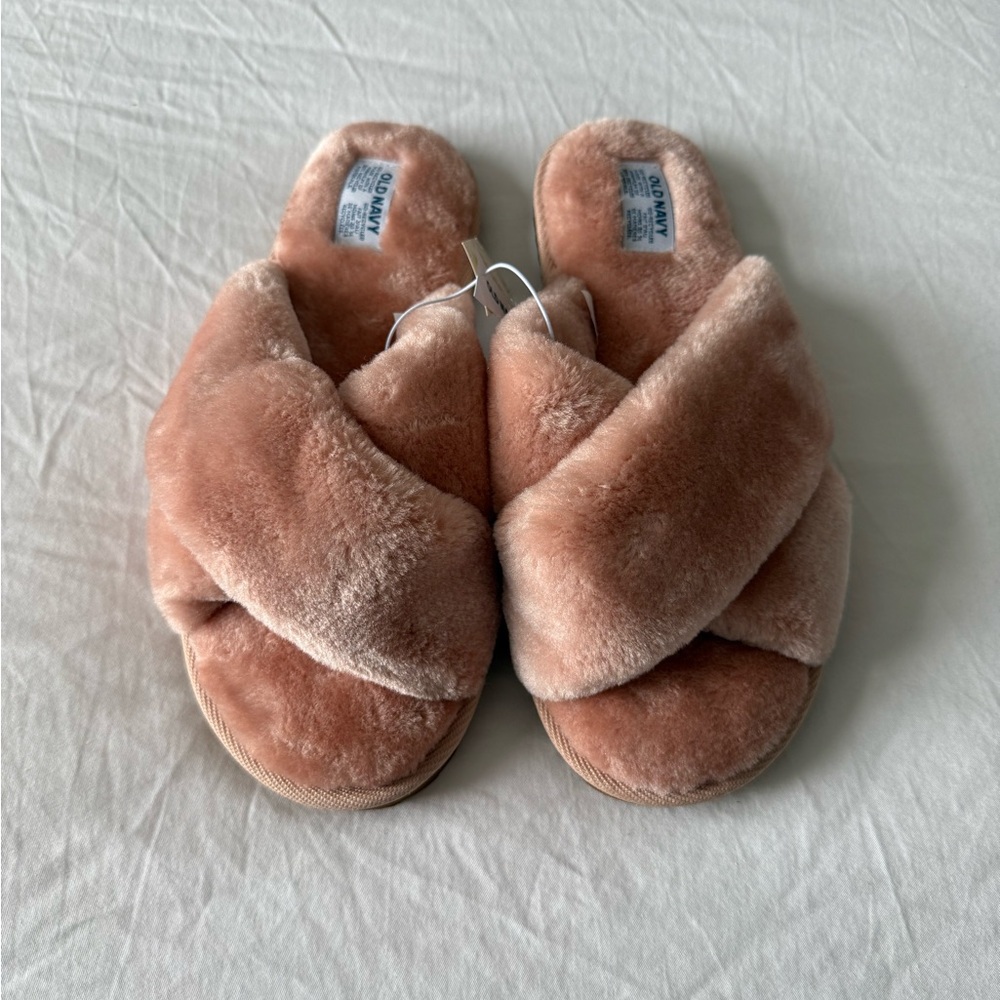 Old Navy | Faux-Fur Cross-Front Slippers